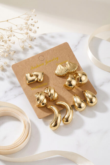 Bouquet Boutique Metalik Kaplama Gold Renk CCB 6 Çift Kadın Küpe Seti BQT35BKP12098