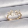 Bouquet Boutique Pirinç Gold Renk Ayarlanabilir Zirkon Taşlı Kalp Beyaz Mineli Model Kadın Yüzük
