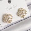 Bouquet Boutique Pirinç Gold Renk Zirkon Taşlı Yonca Model Kadın Küpe