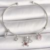 Bouquet Boutique Pirinç Gümüş Renk Sallantı Zirkon Taşlı Ayıcık Figür Kırmızı Taş Detay Charm Kadın Bileklik