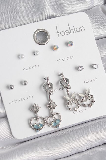 Bouquet Boutique Pirinç Gümüş Renk Sallantı Zirkon Taşlı Kalp Model Düğüm Detay 7 Çift Kadın Küpe Seti