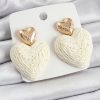 Bouquet Boutique Krem Kalp Figürlü Hasır Örgü Model Gold Renk Kadın Küpe