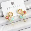 Bouquet Boutique Pirinç Renkli Zirkon Taşlı Papatya Model Gold Renk Kadın Küpe