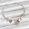 Bouquet Boutique Gül Charmlı Gümüş Renk Pirinç  Bileklik