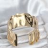 Bouquet Boutique Pirinç Gold Renk Levha Model  Bileklik