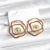 Bouquet Boutique Pirinç Gold Renk Bordo Mineli Geometrik Gül Model  Küpe