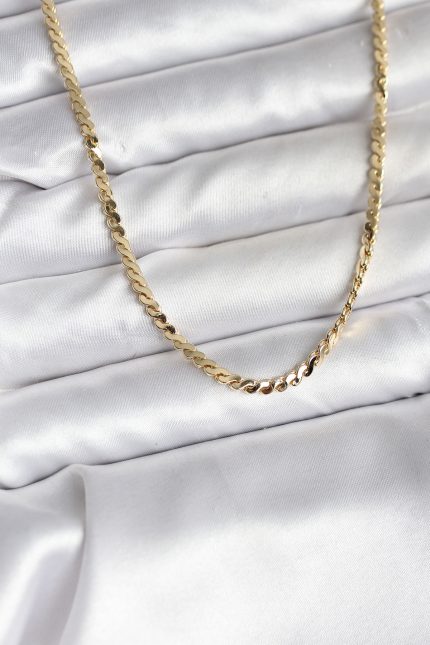 Bouquet Boutique 14K Gold Renk Kaplama Ezme Yılan Zincir Model   Kolye