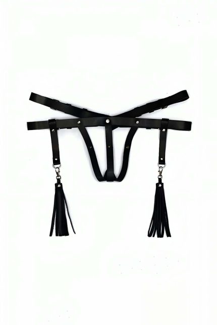 Bouquet Boutique.  Deri İç Giyim Püsküllü Tanga Harness