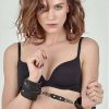 Fantezi Siyah Deri Kelepçe Harness - APFT366