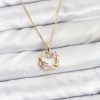 Bouquet Bouqtique 316L Çelik Zincir Gold Renk Pembe Taş Detaylı Çelenk Model Kadın Kolye BQT35BKO10903