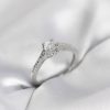 Bouquet Bouqtique Tek Taş Gümüş Renk Zirkon Taşlı Model Kadın Yüzük BQT35BYK4104