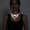 Beyaz Reflektörlü Lotus Choker Kolye, Şık Lazer Kesim Kolye - APFT1416