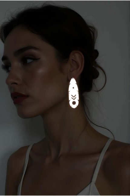 Beyaz Reflektörlü Boho Küpe, Etnik Tasarımlı Lazer Kesim Küpe - APBJ028