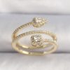 Bouquet Bouqtique Pirinç Gold Renk Zirkon Taşlı Ok Model VIP Seri Kadın Yüzük BQT35BYK3502