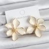 Bouquet Bouqtique Krem Mineli Çiçek Model Pirinç Kadın Küpe BQT35BKP11728