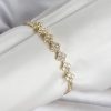 Bouquet Bouqtique Pirinç Gold Renk Yonca Model Zirkon Taşlı Kadın Bileklik BQT35BB8399