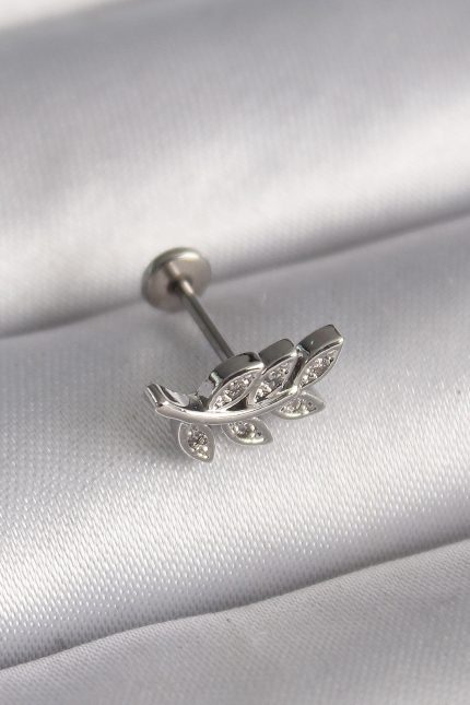 Bouquet Bouqtique 316L Çelik Gümüş Renk Dal Model Zirkon Taş Detaylı Tragus Piercing BQT35PR1343