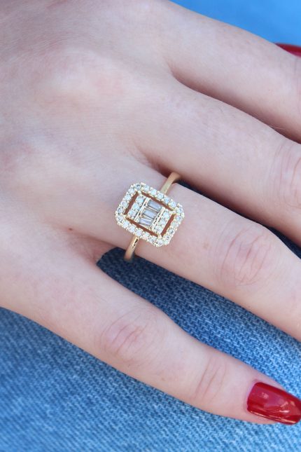 Bouquet Bouqtique Gold Renk Baget Zirkon Taşlı Kadın Yüzük BQT35BYK2601
