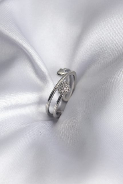 Bouquet Bouqtique Pirinç Gümüş Renk Zirkon Taş Detay Kalp Model Kadın Yüzük BQT35BYK2916