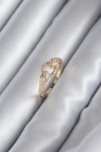 Bouquet Bouqtique Pirinç Gold Renk Zirkon Taşlı Yılan Model Kadın Yüzük BQT35BYK2923