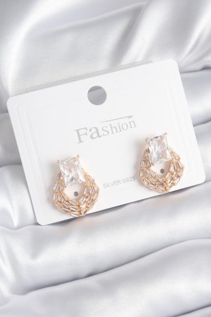 Bouquet Bouqtique Pirinç Gold Renk Zirkon Taşlı Kadın Küpe BQT35BKP9925
