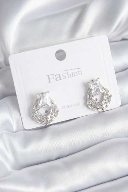 Bouquet Bouqtique Pirinç Gümüş Renk Zirkon Taşlı Kadın Küpe BQT35BKP9964