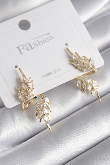 Bouquet Bouqtique Pirinç Gold Renk Zirkon Taşlı Yaprak Model Kadın Küpe BQT35BKP9945
