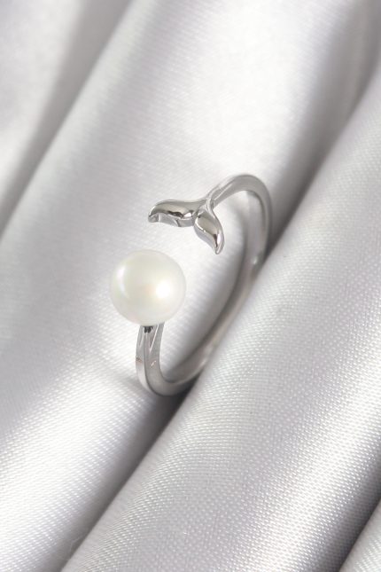 Bouquet Bouqtique Pirinç Gümüş Renk Top İnci Figür Balık Kuyruğu Model Kadın Yüzük BQT35BYK3075