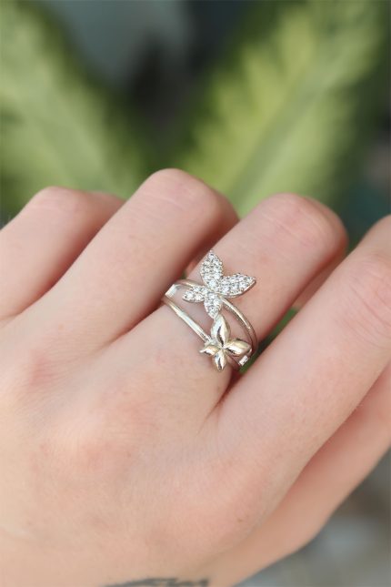 Bouquet Bouqtique Pirinç Gümüş Renk Ayarlanabilir Zirkon Taşlı Kelebek Yüzük BQT35BYK3189