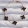 Bouquet Bouqtique 316L Çelik Gold Renk Siyah Mineli Yonca Bileklik BQT35BB6258