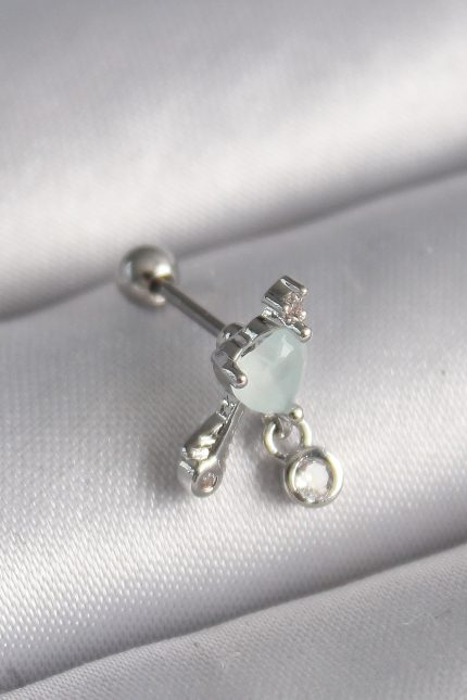 Bouquet Bouqtique 316L Çelik Gümüş Renk Beyaz Minelik Kalp Sallantı Zirkon Taş Detay Tragus Piercing BQT35PR1229