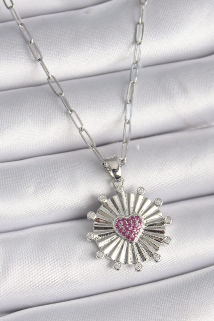Bouquet Bouqtique 316L Çelik Gümüş Renk Pembe Zirkon Taşlı Kalp İşleme Madalyon Model Kadın Kolye BQT35BKO9533