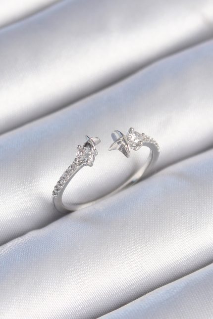Bouquet Bouqtique Pirinç Gümüş Renk Zirkon Taş Detay Yıldız Model Kadın Yüzük BQT35BYK3447