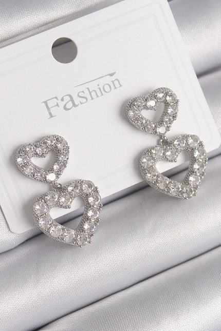 Bouquet Bouqtique Pirinç Gümüş Renk Zirkon Taşlı Sallantı Kalp Model Kadın Küpe BQT35BKP9765