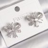 Bouquet Bouqtique Pirinç Gümüş Renk Zirkon Taşlı Fiyonk Model Kadın Küpe BQT35BKP9779