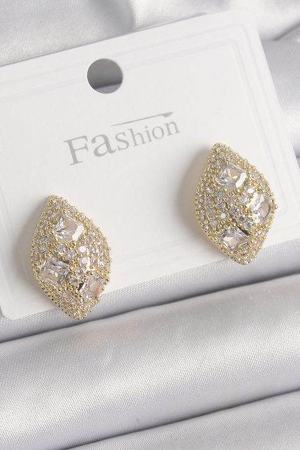 Bouquet Bouqtique Pirinç Gold Renk Zirkon Taş İşlemeli Damla Model Kadın Küpe BQT35BKP9862