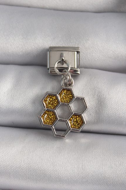 Bouquet Bouqtique 316L Çelik Gümüş Renk Sallantı Simli Bal Beteği Model Nomination Charm BQT35BC1158
