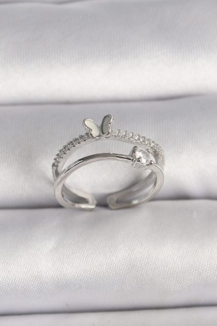 Bouquet Bouqtique Pirinç Gümüş Renk Zirkon Taşlı Kelebek Figürlü Ayarlanabilir Yüzük BQT35BYK3528