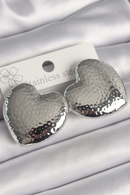 Bouquet Bouqtique Pirinç Gümüş Renk İşleme Detaylı Kalp Model Kadın Küpe BQT35BKP10223