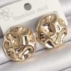 Bouquet Bouqtique Pirinç Gold Renk İşlemeli Daire Plaka Model Kadın Küpe BQT35BKP10244