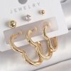 Bouquet Bouqtique Pirinç Gold Renk Kalp Model Zirkon Taşlı Topçuk Detay Kadın Küpe Seti BQT35BKP10308