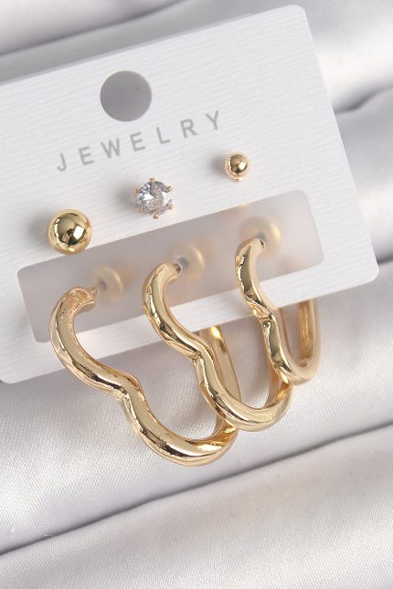 Bouquet Bouqtique Pirinç Gold Renk Kalp Model Zirkon Taşlı Topçuk Detay Kadın Küpe Seti BQT35BKP10308