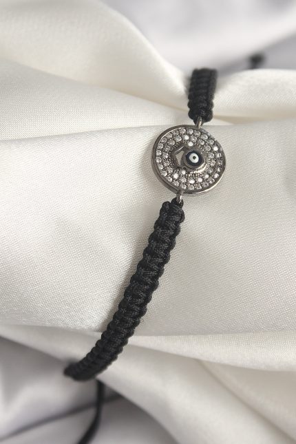 Bouquet Bouqtique Pirinç Füme Renk Zirkon Taşlı Nazar Boncuk İşleme Makrome Asansörlü Model Kadın Bileklik BQT35BB6788
