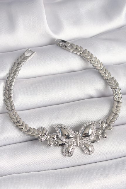Bouquet Bouqtique Pirinç Gümüş Renk Zirkon Taşlı Kelebek Model Kadın Bileklik BQT35BB6815