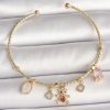 Bouquet Bouqtique Pirinç Gold Renk Sallantı Zirkon Taşlı Ayıcık Figür Kırmızı Kalp Detay Charm Kadın Bileklik BQT35BB6896