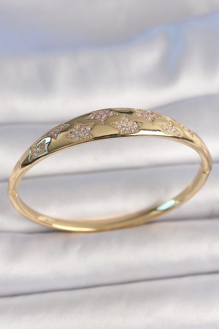 Bouquet Bouqtique Pirinç Gold Renk Zirkon Taşlı Yıldız İşlemeli Kadın Kelepçe BQT35BB6922