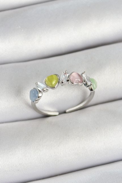 Bouquet Bouqtique Pirinç Sıralı Kalp Figürlü Zirkon Taşlı Gümüş Renk Ayarlanabilir Kadın Yüzük BQT35BYK3757