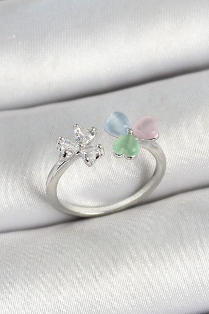 Bouquet Bouqtique Pirinç Kalp Figürlü Zirkon Taşlı Gümüş Renk Ayarlanabilir Kadın Yüzük BQT35BYK3763