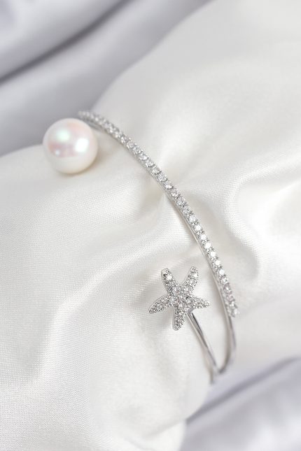 Bouquet Bouqtique Pirinç Zirkon Taşlı Yıldız Ve İnci Model Gümüş Renk Kadın Bileklik BQT35BB7884