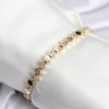 Bouquet Bouqtique Pirinç VIP Seri Gold Renk Petek Model Kadın Bileklik BQT35BB7925